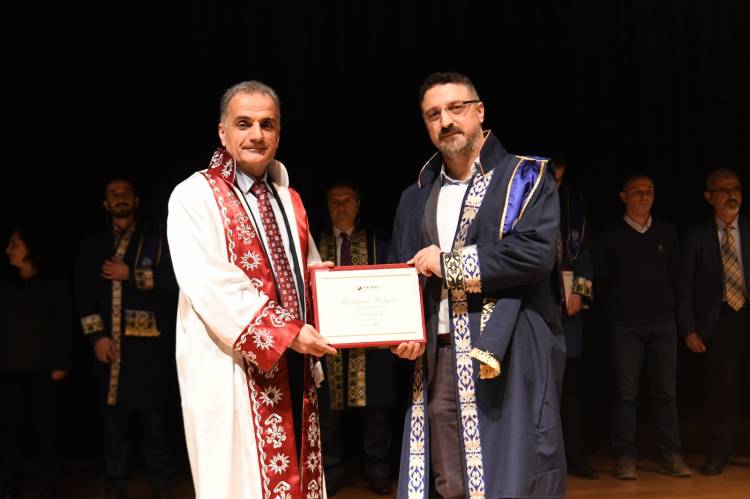 Bölümümüz Öğretim Üyelerinden Doç. Dr. Muhammed Hüküm'e Ödül